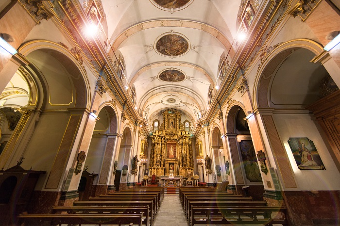 Iluminación nave central y altar, iglesia San Lorenzo, padres Franciscanos.Valencia.