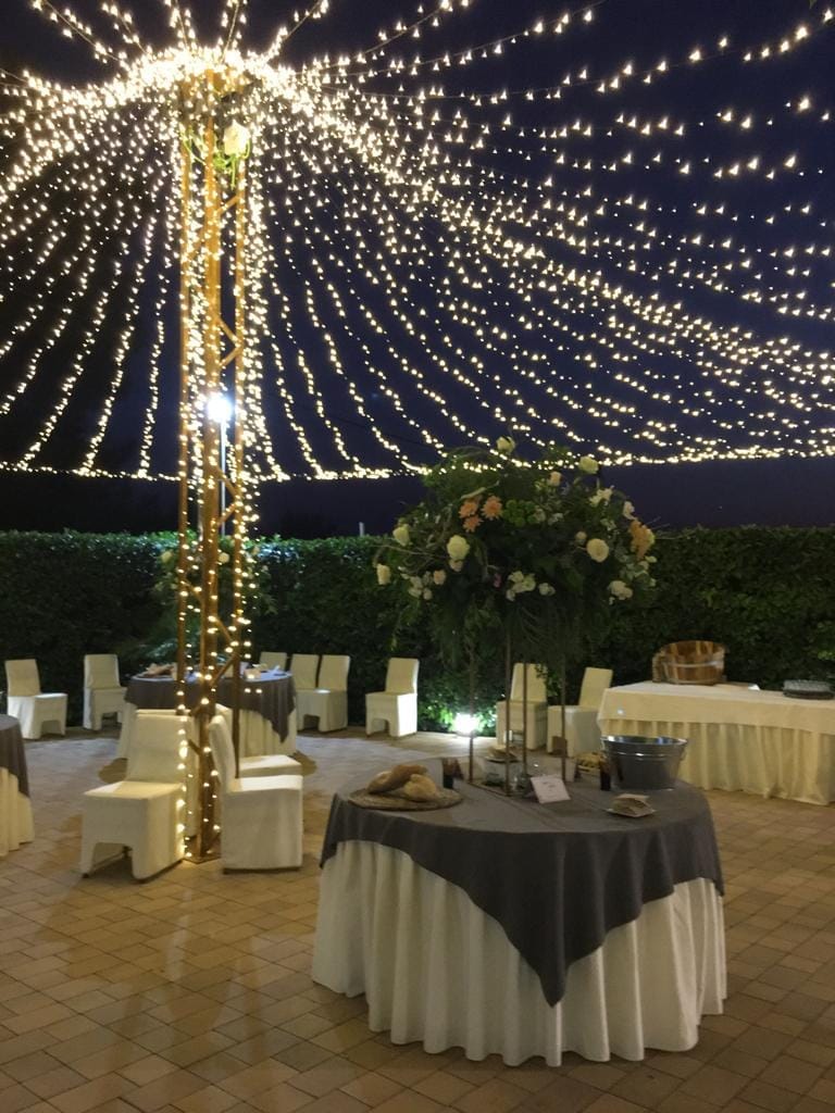 Tendencias en iluminación para bodas 2021 - Compratuled